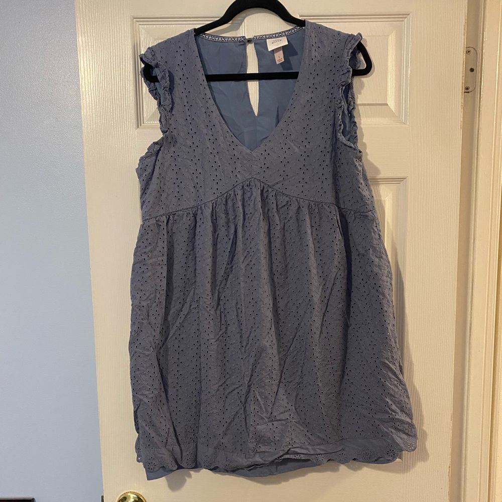 Women’s Eyelet dress